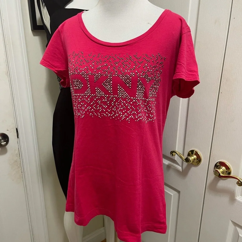 DKNY beautiful soft tops with unique design